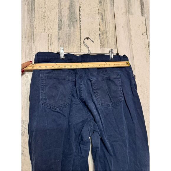 Gloria Vanderbilt blue jeans - Picture 6 of 11